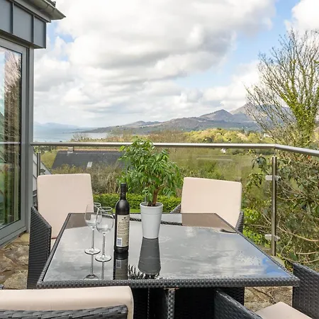 Willa Patch House Glengarriff